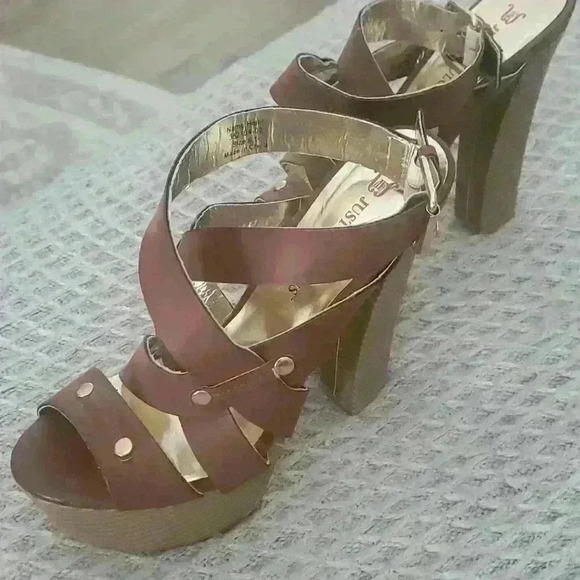 Brown Just Fabulous Heels Sz 6 - Picture 3 of 4